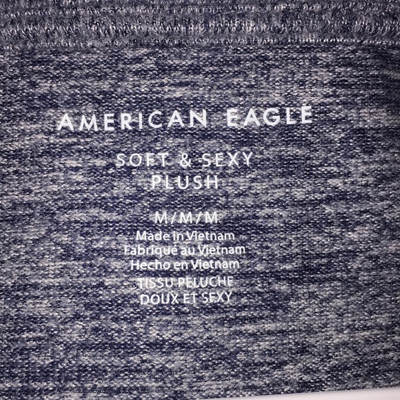 American Eagle Sweater - Picture 2 of 2